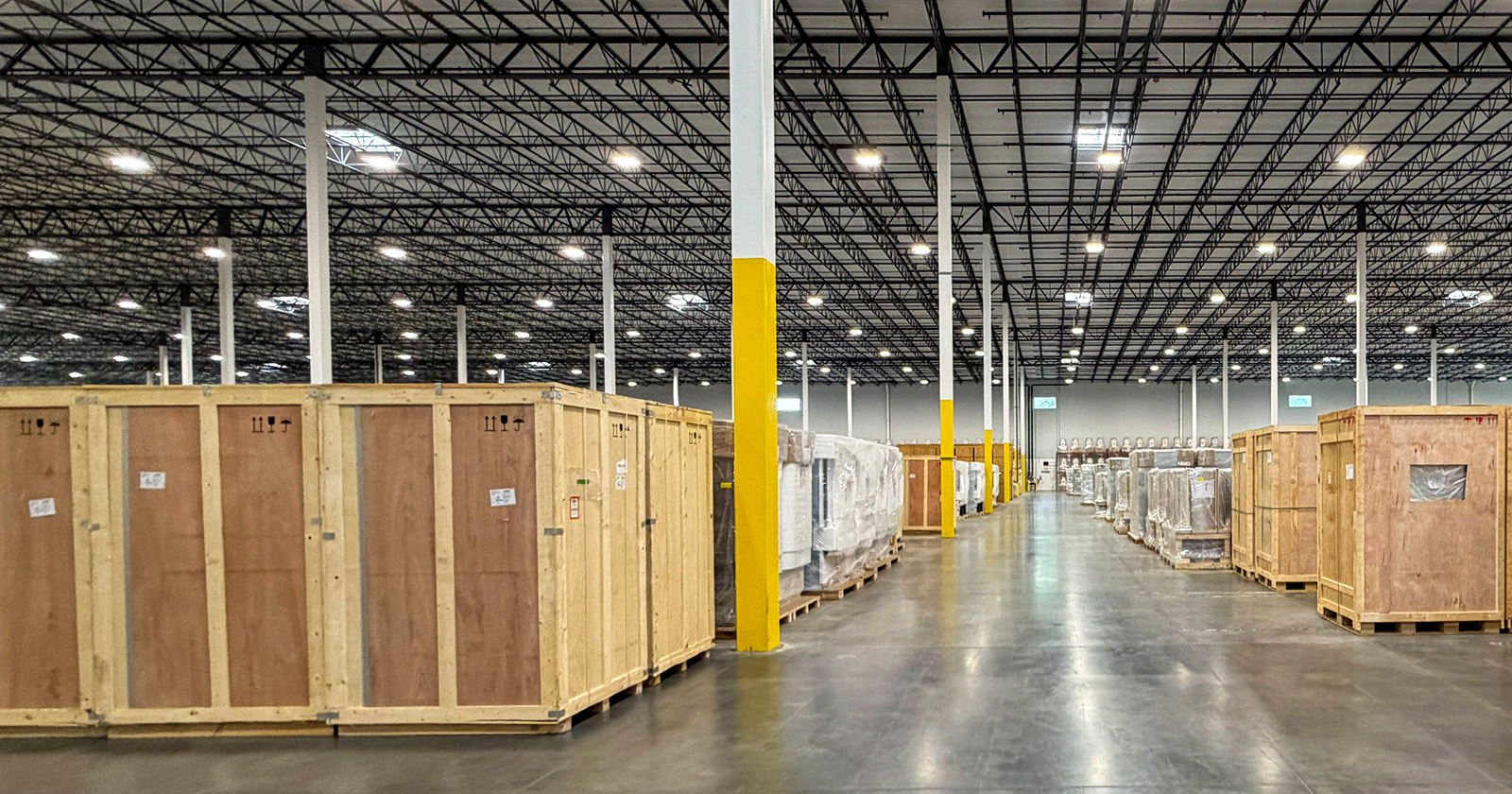 Photo inside warehouse - warehousing opportunities - privacy policy